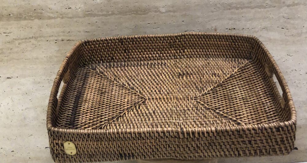 BANDEJA RETANGULAR DE RATTAN HONEY 45X35X6 CM