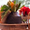 BANDEJA RETANGULAR DE RATTAN HONEY 45X35X6 CM
